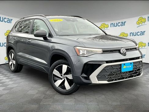 Used 2025 Volkswagen Taos S AWD/4WD image 1