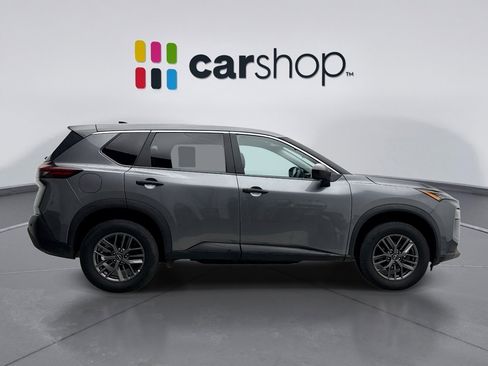 Used 2023 Nissan Rogue S image 6