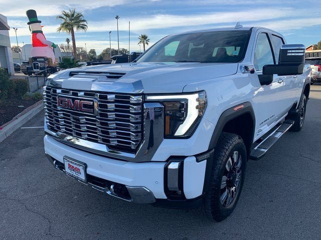 New 2026 GMC Sierra 2500 Denali w/ Technology Package AWD/4WD image 3