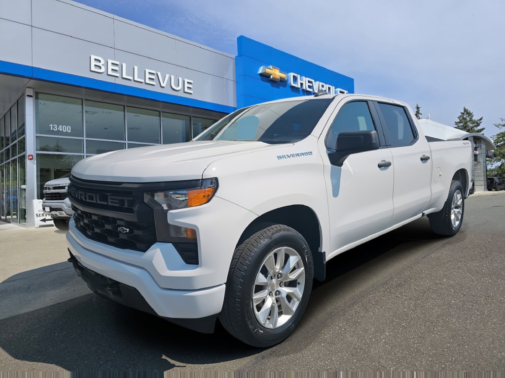 Used 2023 Chevrolet Silverado 1500 Custom AWD/4WD image 3