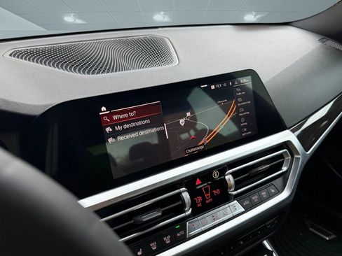 Used 2021 BMW 330i Sedan w/ Premium Package image 27