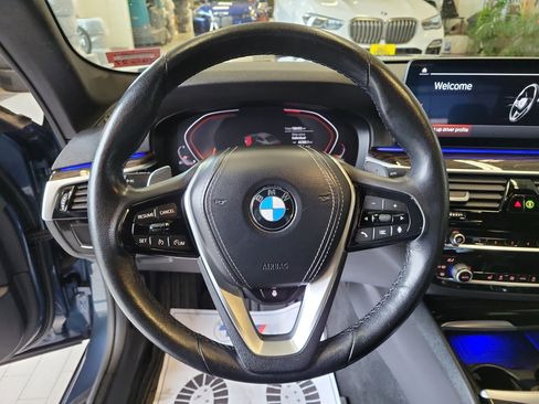 Used 2023 BMW 530i xDrive w/ Premium Package AWD/4WD image 21