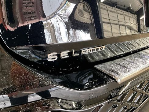 New 2026 Volkswagen Tiguan SEL R-Line AWD/4WD image 10