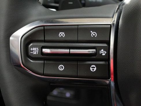 New 2026 GMC Yukon Elevation w/ Elevation Premium Package AWD/4WD image 25