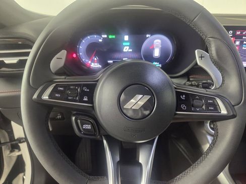 Certified 2025 Dodge Hornet R/T image 17