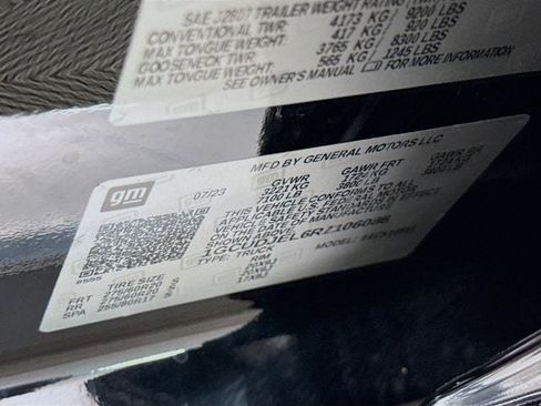 Used 2024 Chevrolet Silverado 1500 High Country w/ Technology Package image 36