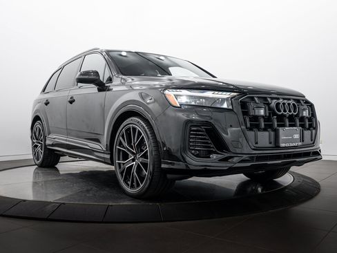 Certified 2025 Audi Q7 3.0T Prestige w/ Prestige Package AWD/4WD image 1