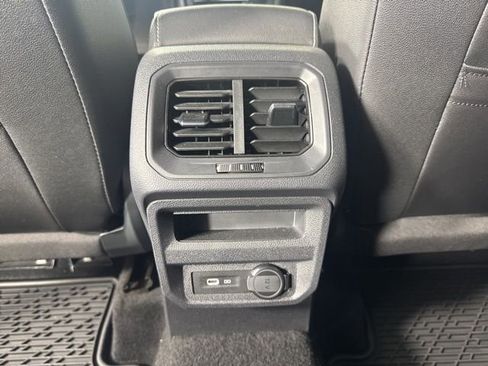 Certified 2023 Volkswagen Tiguan SE R-Line image 13