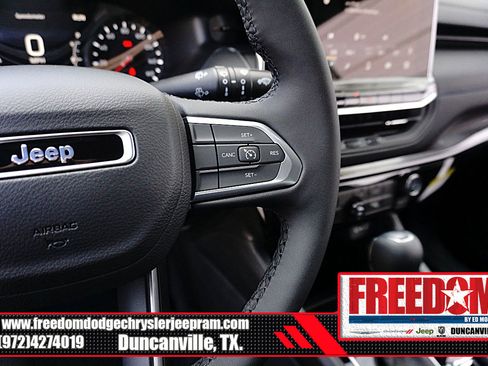 New 2026 Jeep Compass Latitude image 26