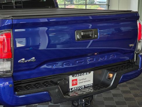 Certified 2023 Toyota Tacoma Limited AWD/4WD image 12