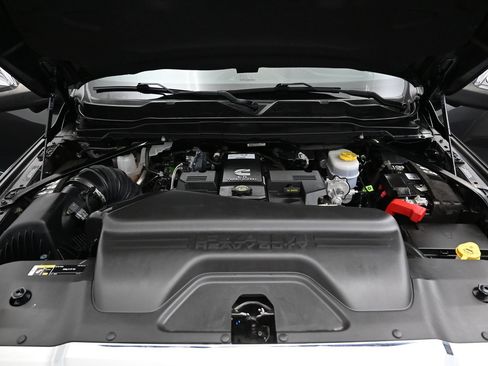 Used 2024 RAM 2500 Limited AWD/4WD image 8
