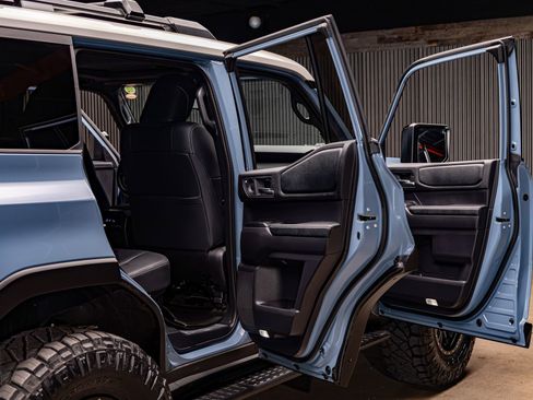 Used 2025 Toyota Land Cruiser w/ Premium Package image 30