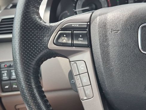 Used 2016 Honda Odyssey Touring Elite image 12