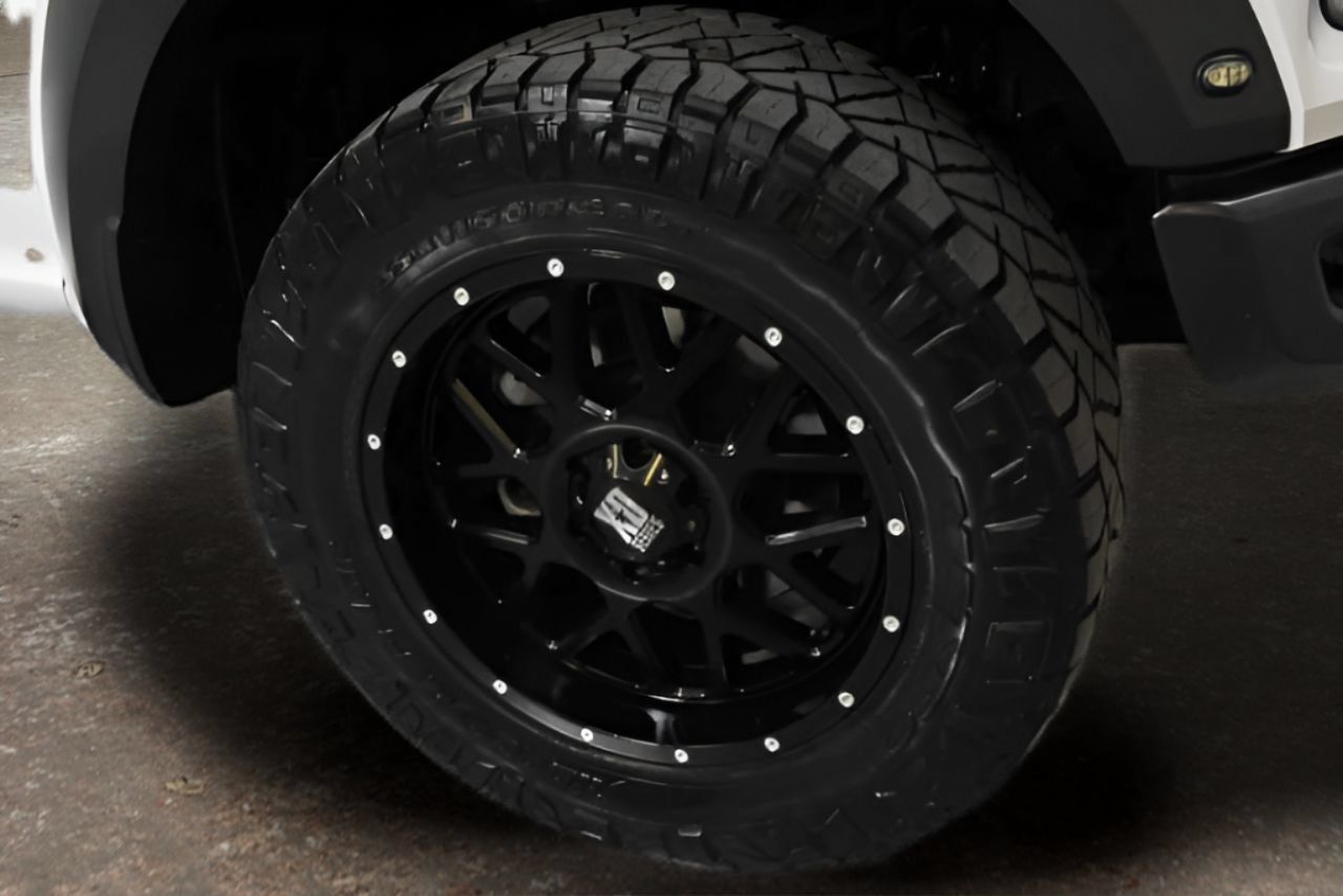 Used 2020 Ford F150 Raptor w/ Equipment Group 802A Luxury AWD/4WD image 7