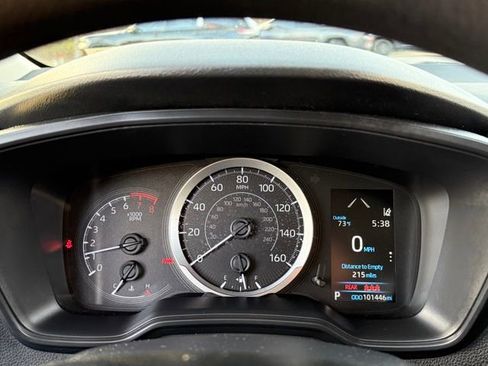 Used 2020 Toyota Corolla LE image 17