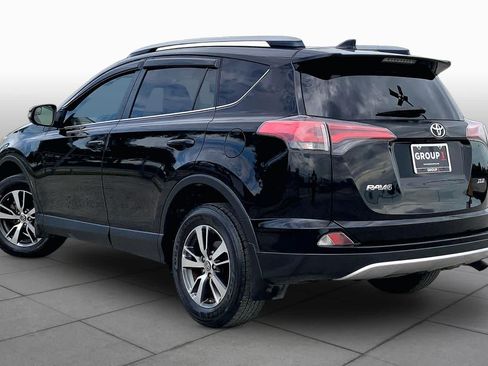 Used 2017 Toyota RAV4 XLE FWD image 12