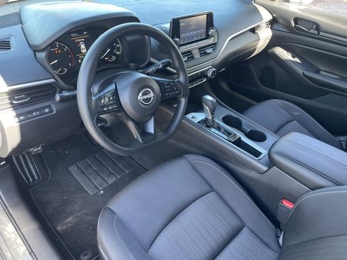 Used 2024 Nissan Altima 2.5 S image 17