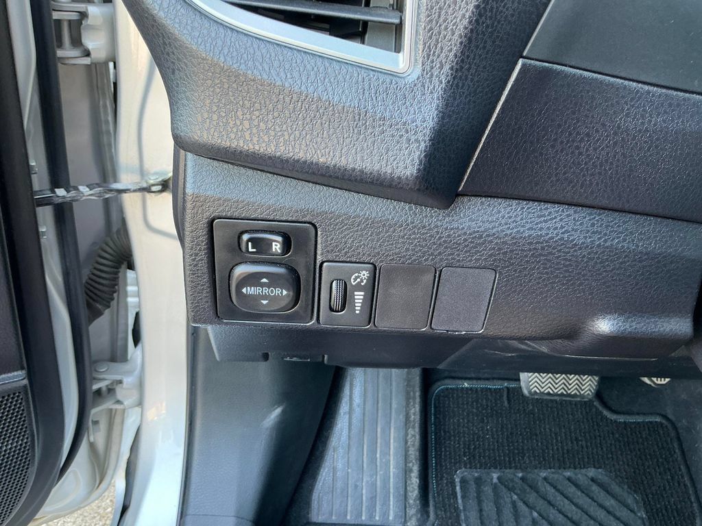 Used 2014 Toyota Corolla S FWD image 20