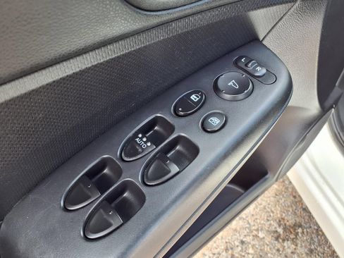 Used 2010 Honda Civic LX-S image 15