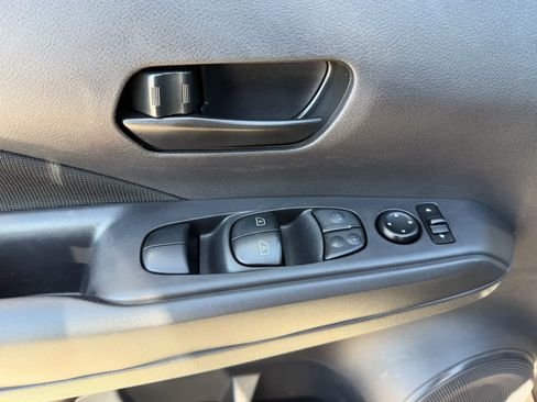 Certified 2024 Nissan Kicks S FWD image 22