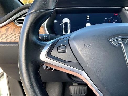 Used 2017 Tesla Model S 75 image 21