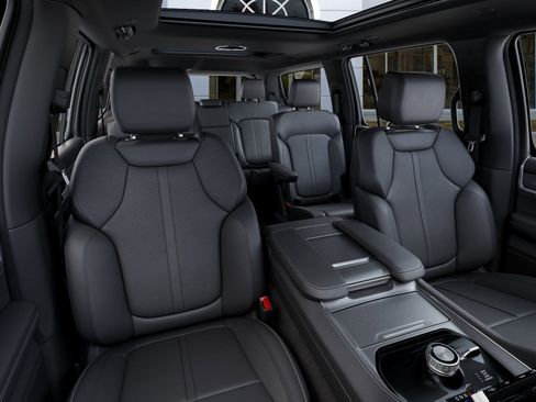 New 2026 Jeep Grand Wagoneer Limited w/ Premium Group II image 16