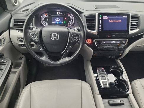 Used 2016 Honda Pilot Touring image 22