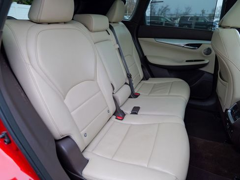 Used 2019 INFINITI QX50 Essential w/ Sensory Package image 30