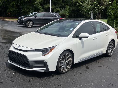 Used 2021 Toyota Corolla SE FWD image 5
