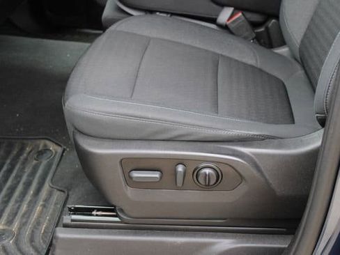 Used 2022 Chevrolet Silverado 1500 LT image 14