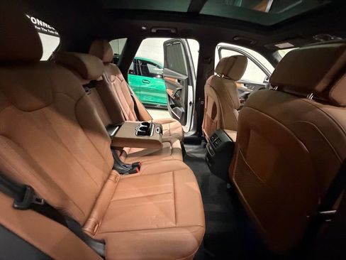 Used 2021 Audi Q5 Prestige w/ Prestige Package AWD/4WD image 32
