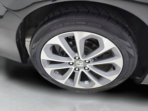 Used 2015 Honda Accord EX-L image 9