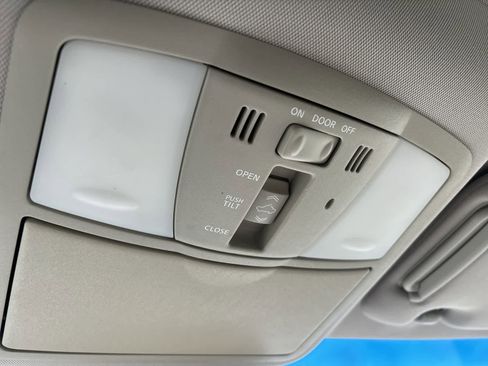 Used 2011 Nissan Murano LE image 26