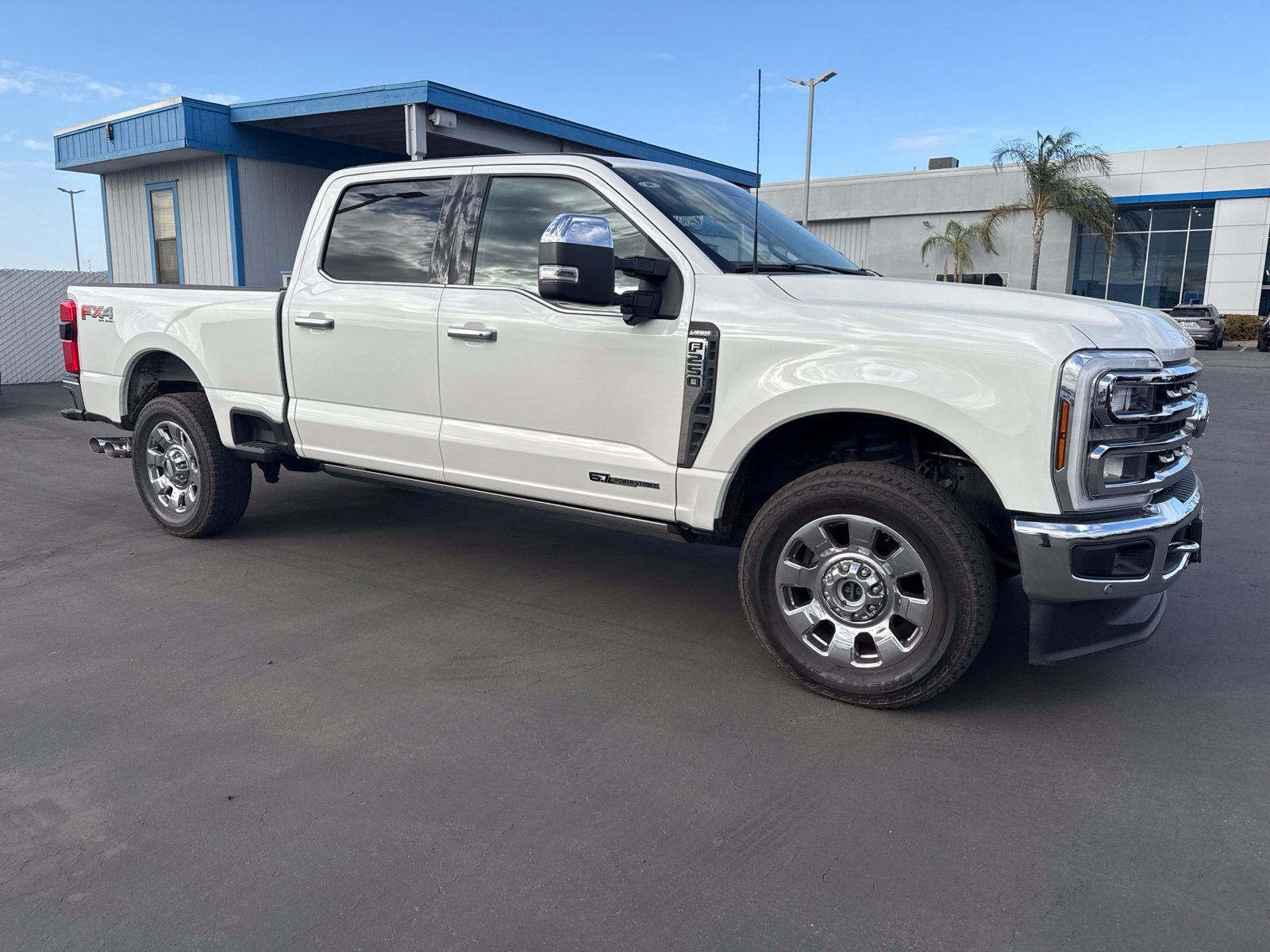 Used 2024 Ford F250 Lariat w/ Lariat Ultimate Package AWD/4WD image 1