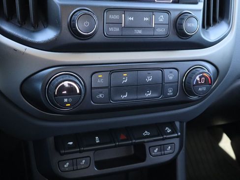 Used 2016 Chevrolet Colorado Z71 image 16