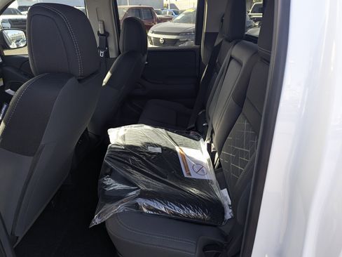 New 2026 Nissan Frontier SV image 9