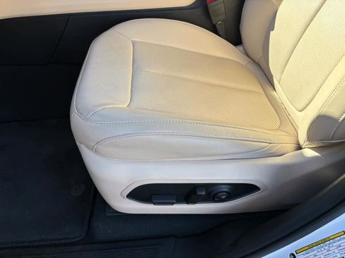 Used 2024 Jeep Grand Cherokee L Limited w/ Luxury Tech Group II image 22