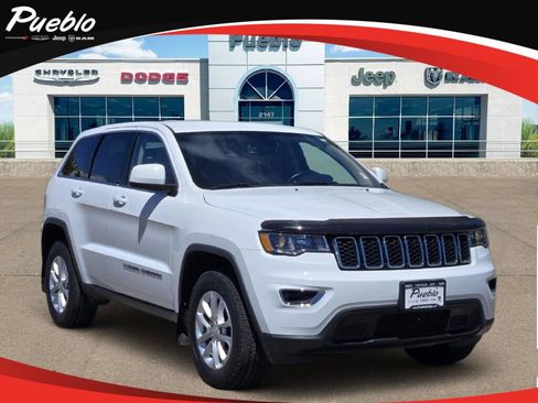 Used 2022 Jeep Grand Cherokee Laredo E AWD/4WD image 1