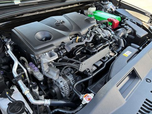 Used 2018 Toyota Camry XSE w/ Audio Package image 10