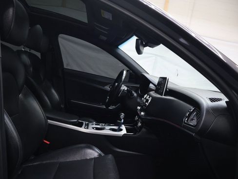 Used 2021 Kia Stinger GT1 image 10