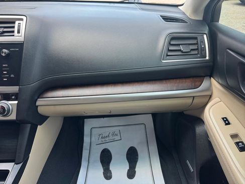 Used 2016 Subaru Outback 2.5i Limited AWD/4WD image 24