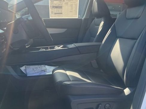 New 2025 Nissan Murano SL image 9