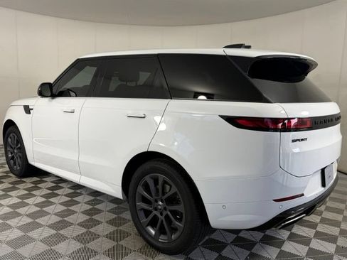Used 2024 Land Rover Range Rover Sport Dynamic SE AWD/4WD image 6