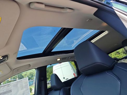 New 2026 INFINITI QX60 Luxe image 8