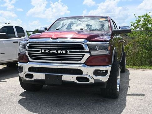 Used 2019 RAM 1500 Laramie AWD/4WD image 4