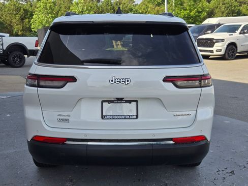 Used 2023 Jeep Grand Cherokee L Laredo w/ Luxury Tech Group I AWD/4WD image 6