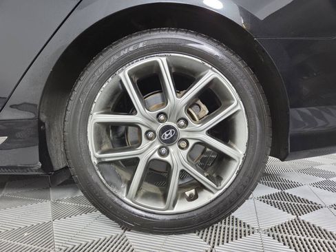 Used 2018 Hyundai Sonata Sport FWD image 11