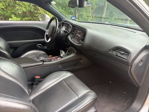 Used 2018 Dodge Challenger SXT Plus RWD image 14