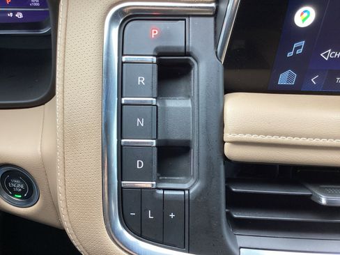 Used 2022 Chevrolet Tahoe Premier w/ Max Trailering Package image 27