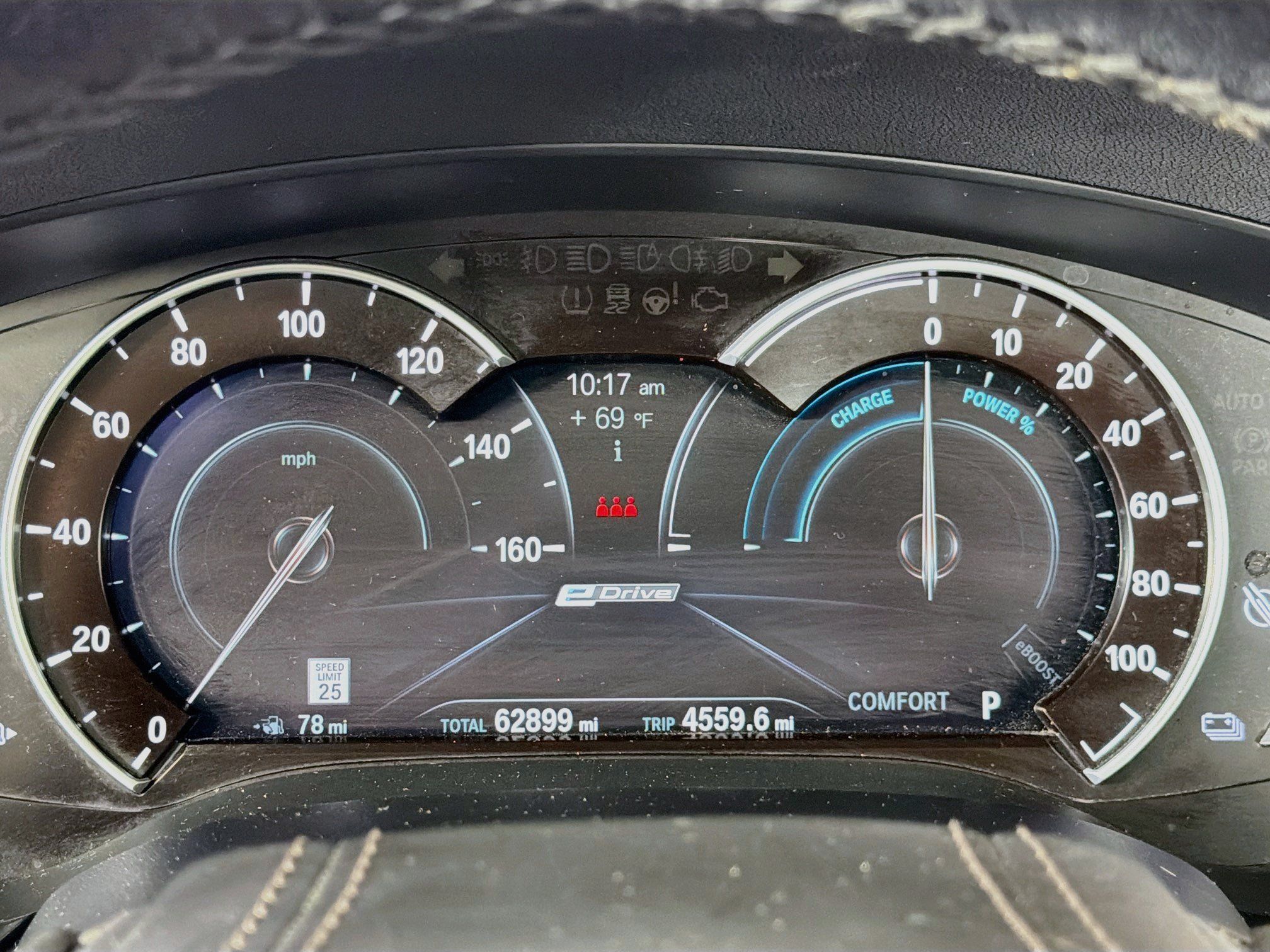 Used 2019 BMW 530e xDrive w/ Luxury Package AWD/4WD image 19